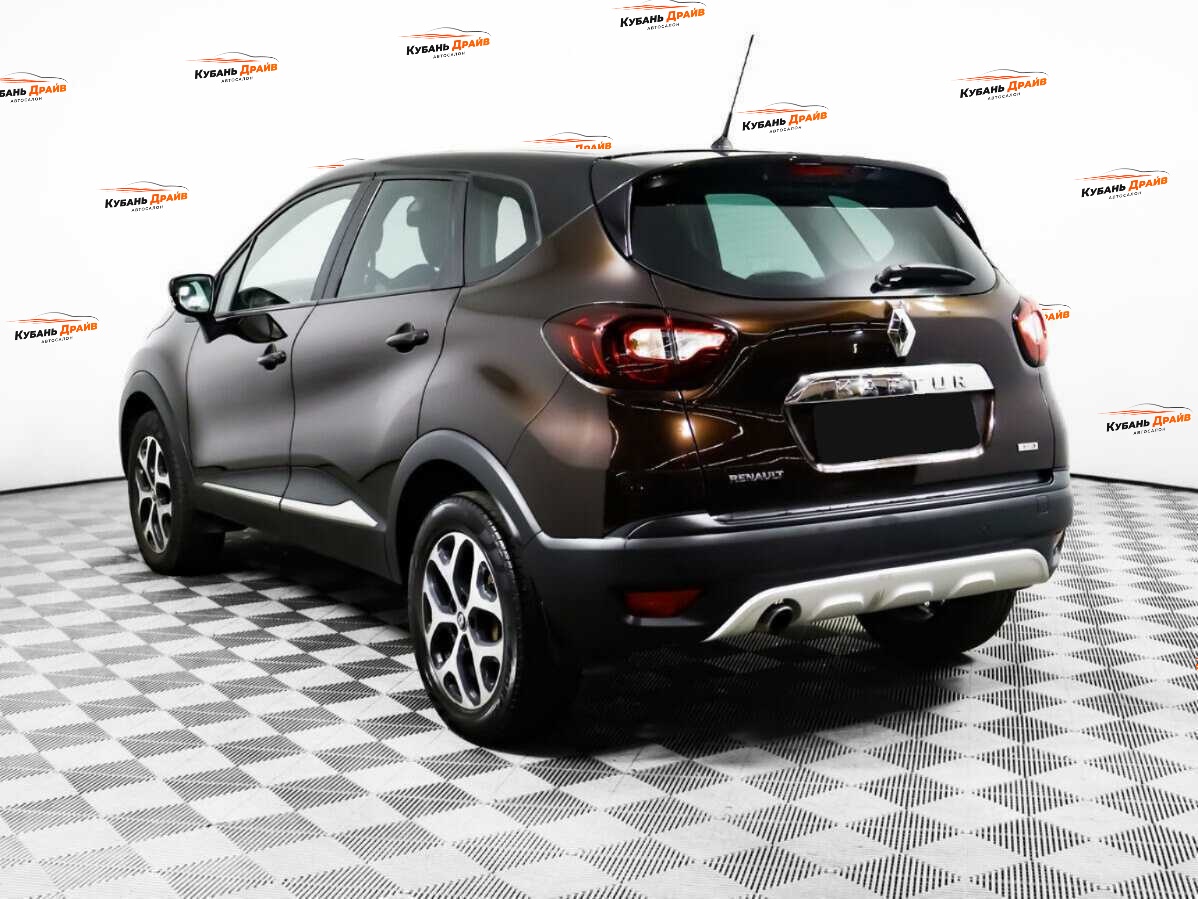 Renault Kaptur 2017 года с пробегом. Фото: #6