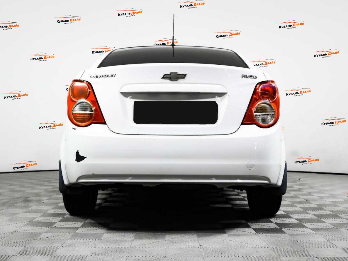 Chevrolet Aveo 2014 года с пробегом. Фото: #5