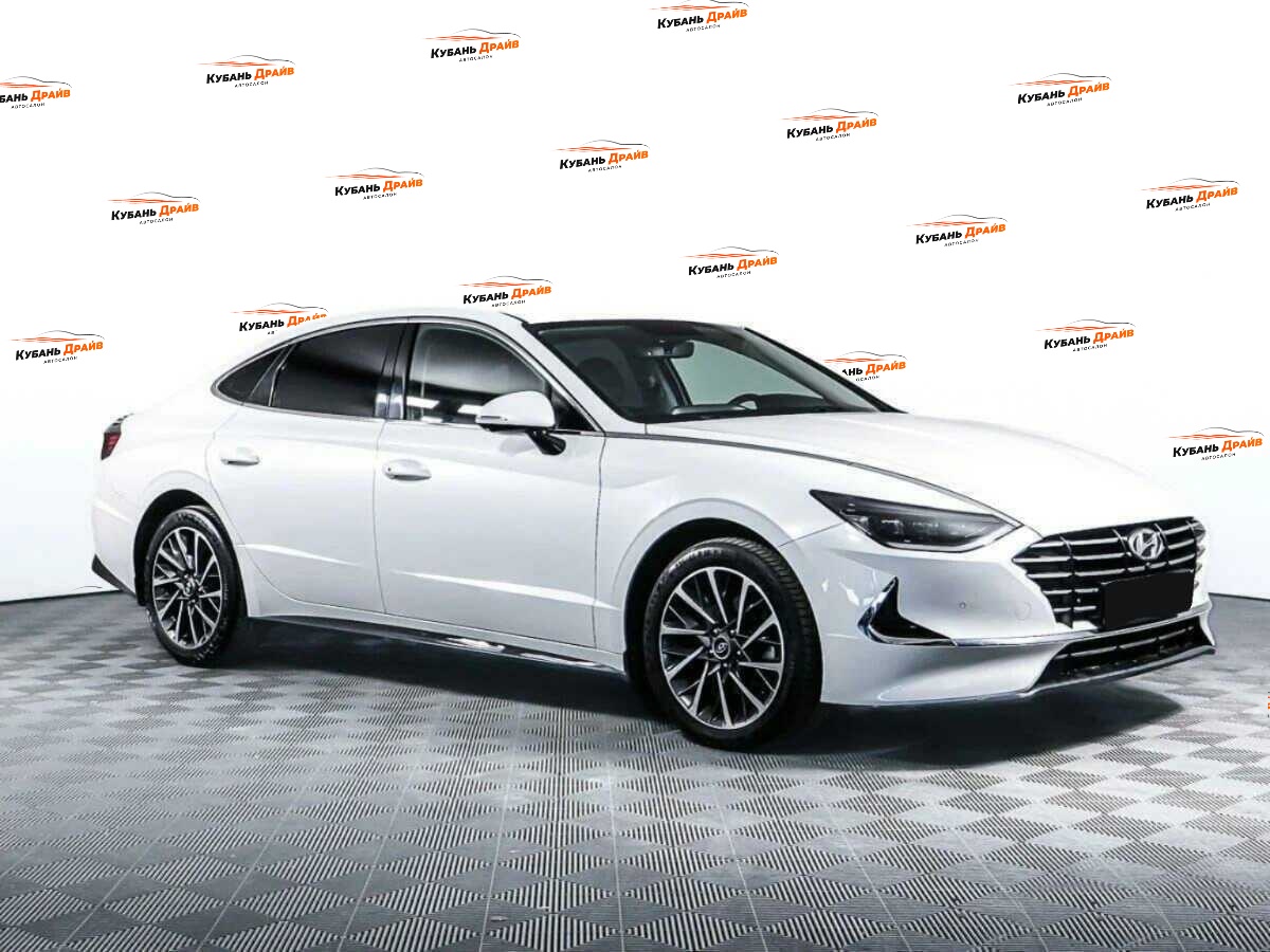 Hyundai Sonata 2020 года с пробегом. Фото: #2