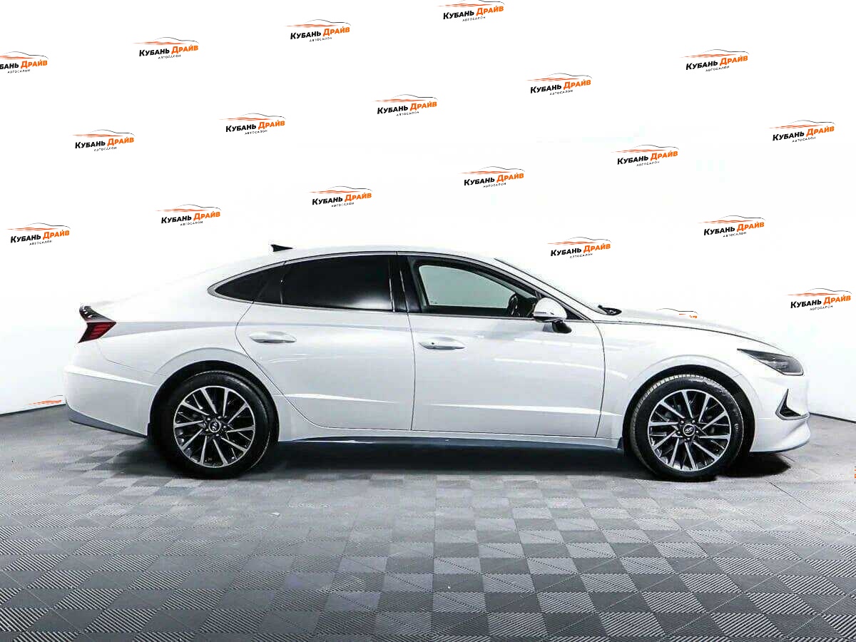Hyundai Sonata 2020 года с пробегом. Фото: #3