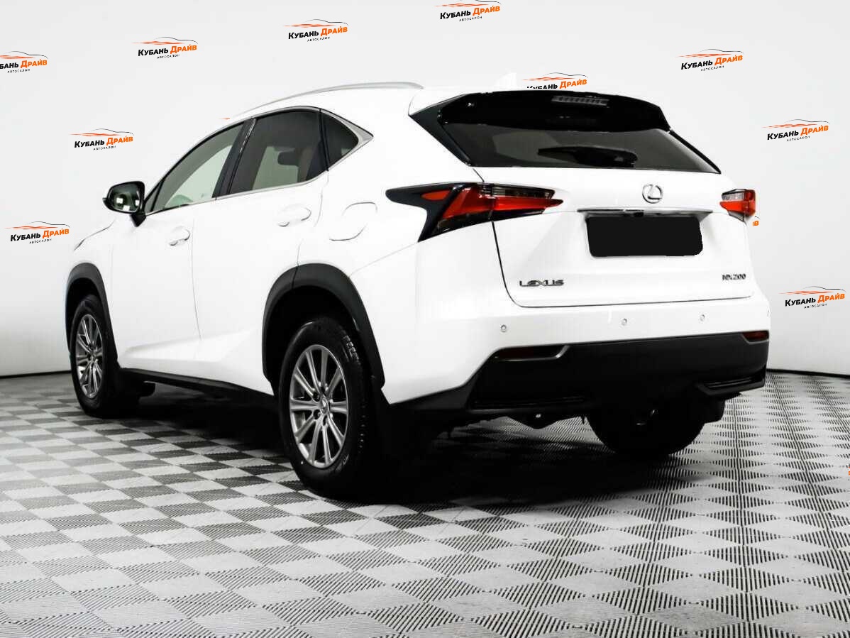 Lexus NX 2015 года с пробегом. Фото: #6