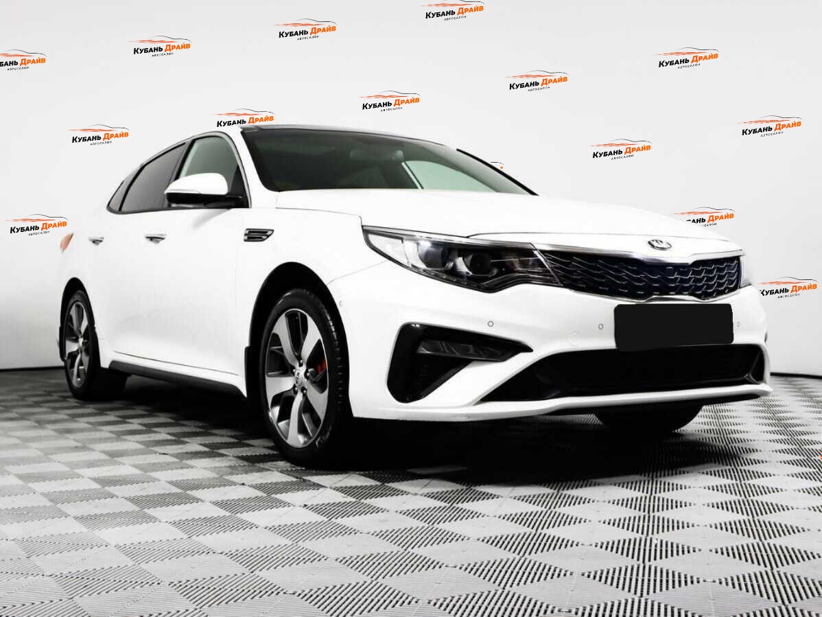 Kia Optima 2018 года с пробегом. Фото: #2