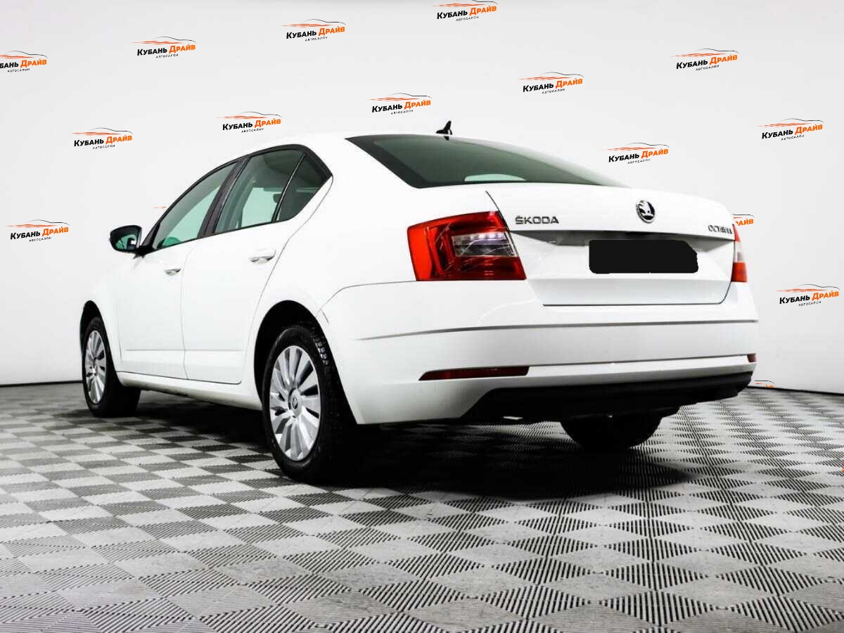 Skoda Octavia 2018 года с пробегом. Фото: #5