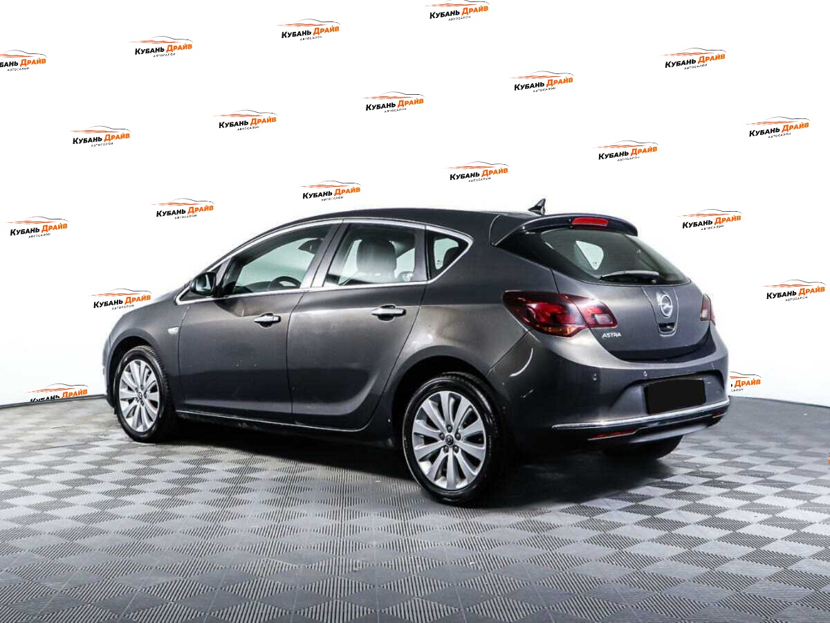 Opel Astra 2012 года с пробегом. Фото: #6