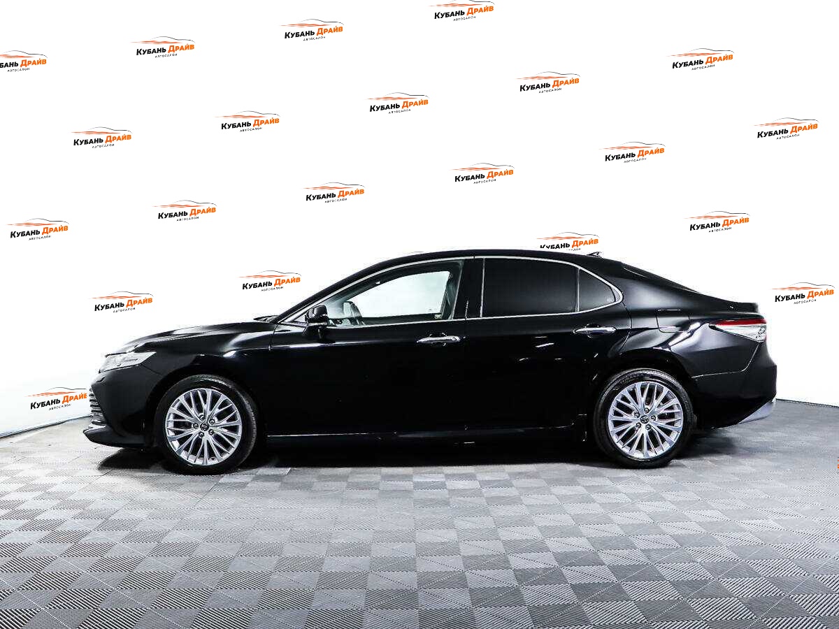 Toyota Camry 2019 года с пробегом. Фото: #7
