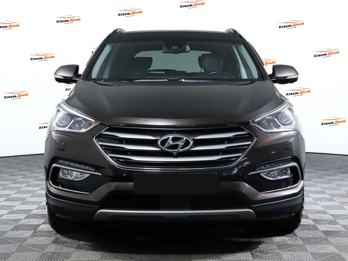 Hyundai Santa Fe 2015 года с пробегом. Фото: #1