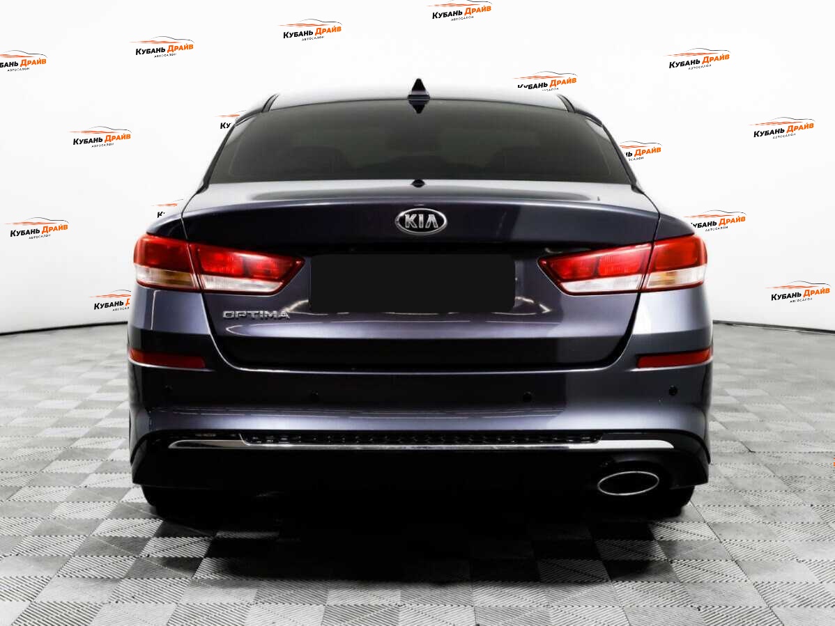 Kia Optima 2018 года с пробегом. Фото: #4