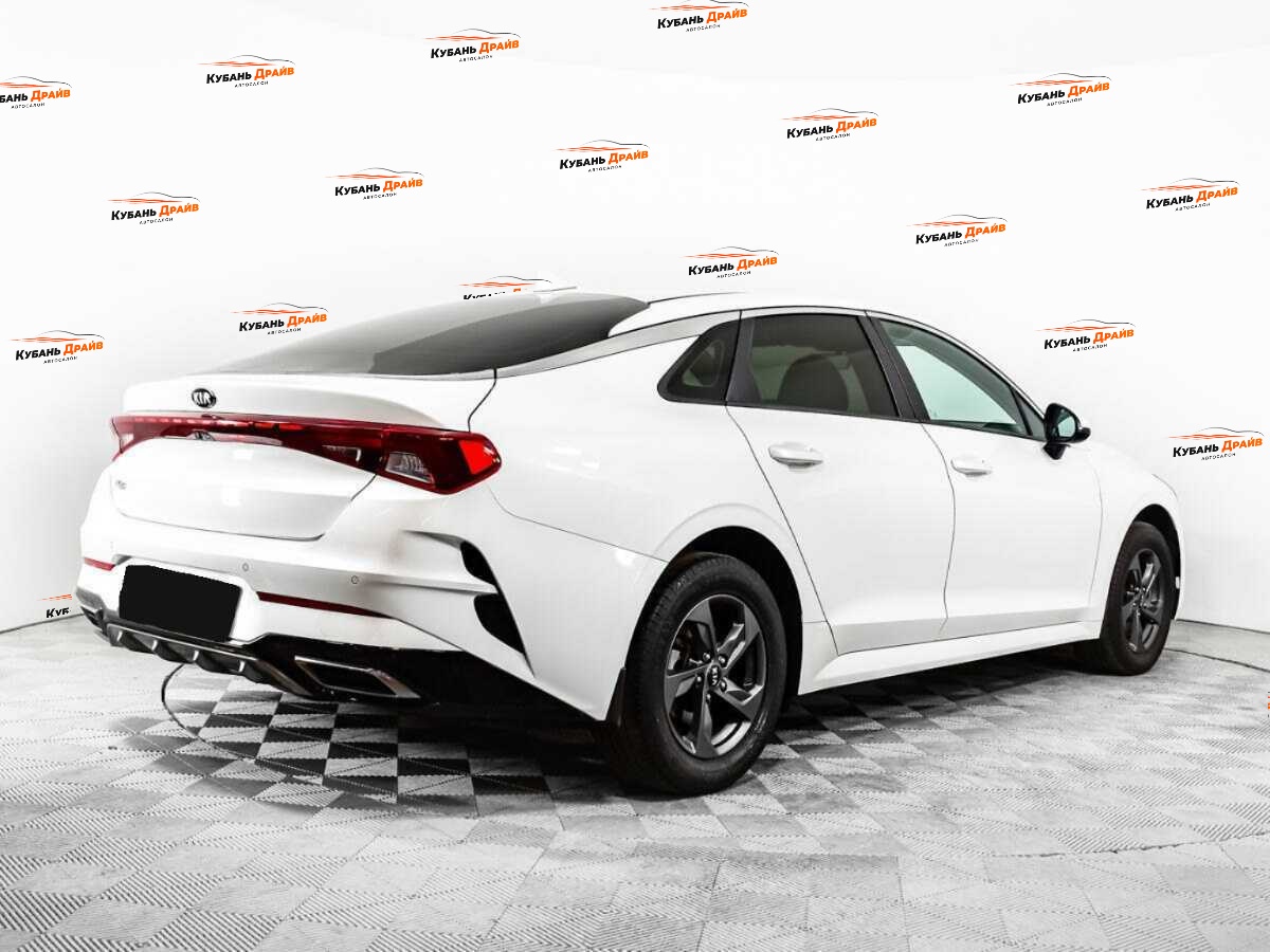Kia K5 2020 года с пробегом. Фото: #4