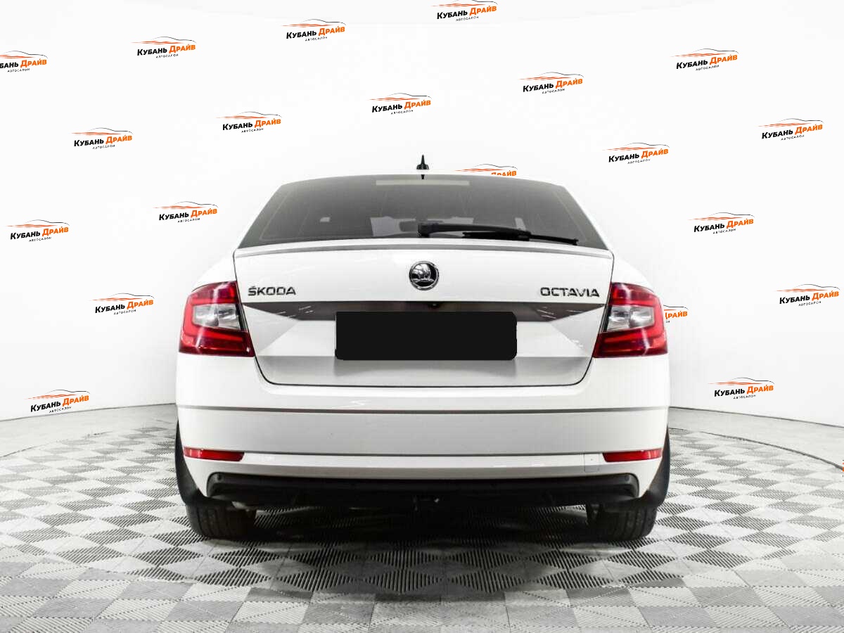 Skoda Octavia 2017 года с пробегом. Фото: #5