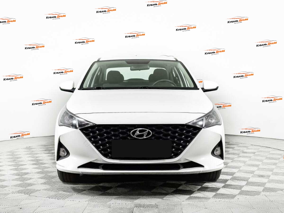 Hyundai Solaris 2021 года с пробегом. Фото: #1