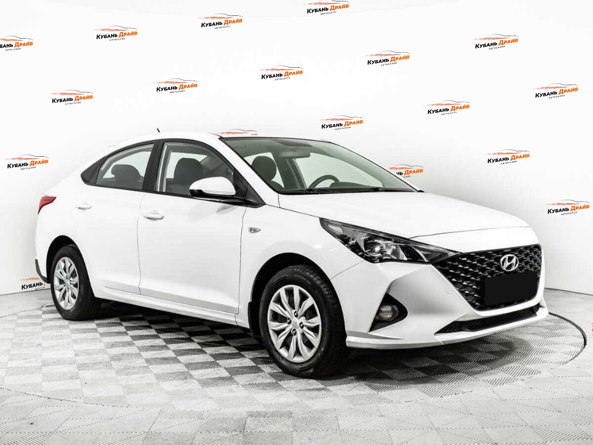 Hyundai Solaris 2021 года с пробегом. Фото: #2