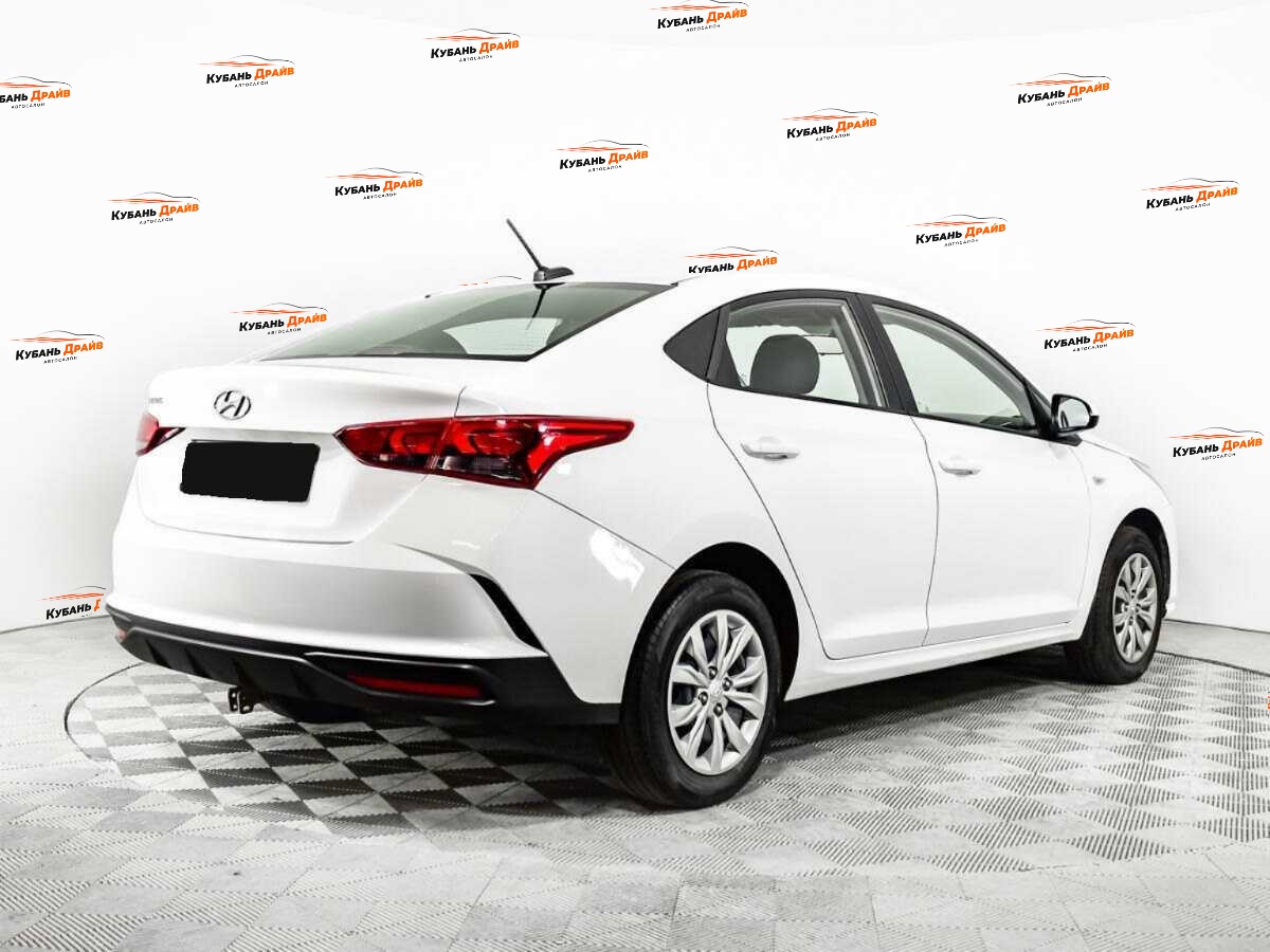 Hyundai Solaris 2021 года с пробегом. Фото: #3