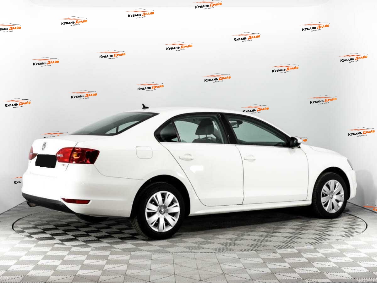 Volkswagen Jetta 2012 года с пробегом. Фото: #4
