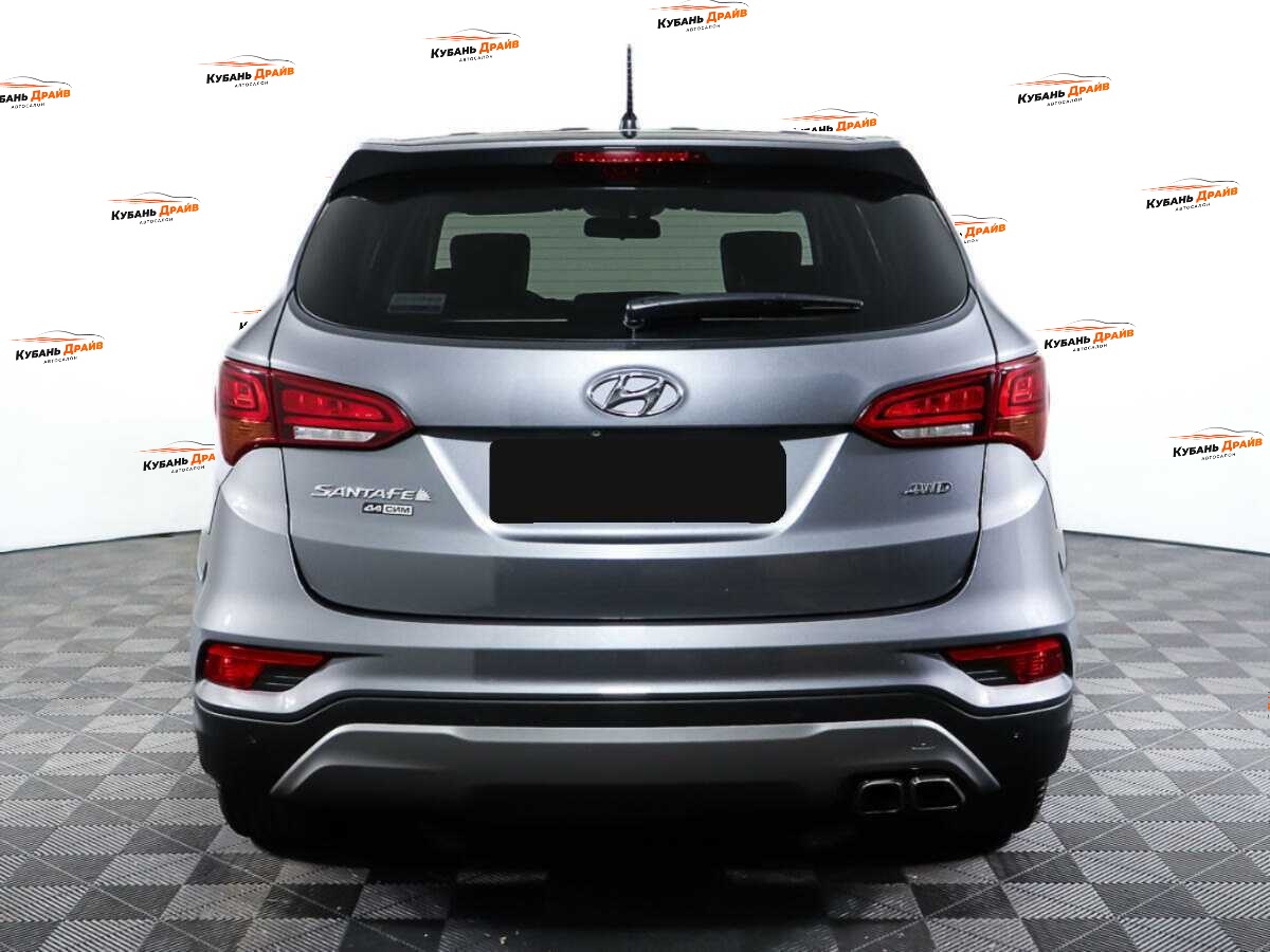 Hyundai Santa Fe 2016 года с пробегом. Фото: #5
