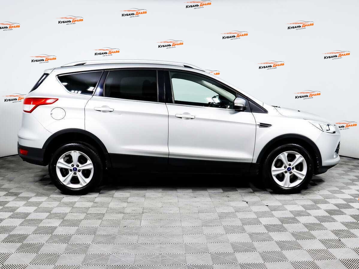 Ford Kuga 2016 года с пробегом. Фото: #3