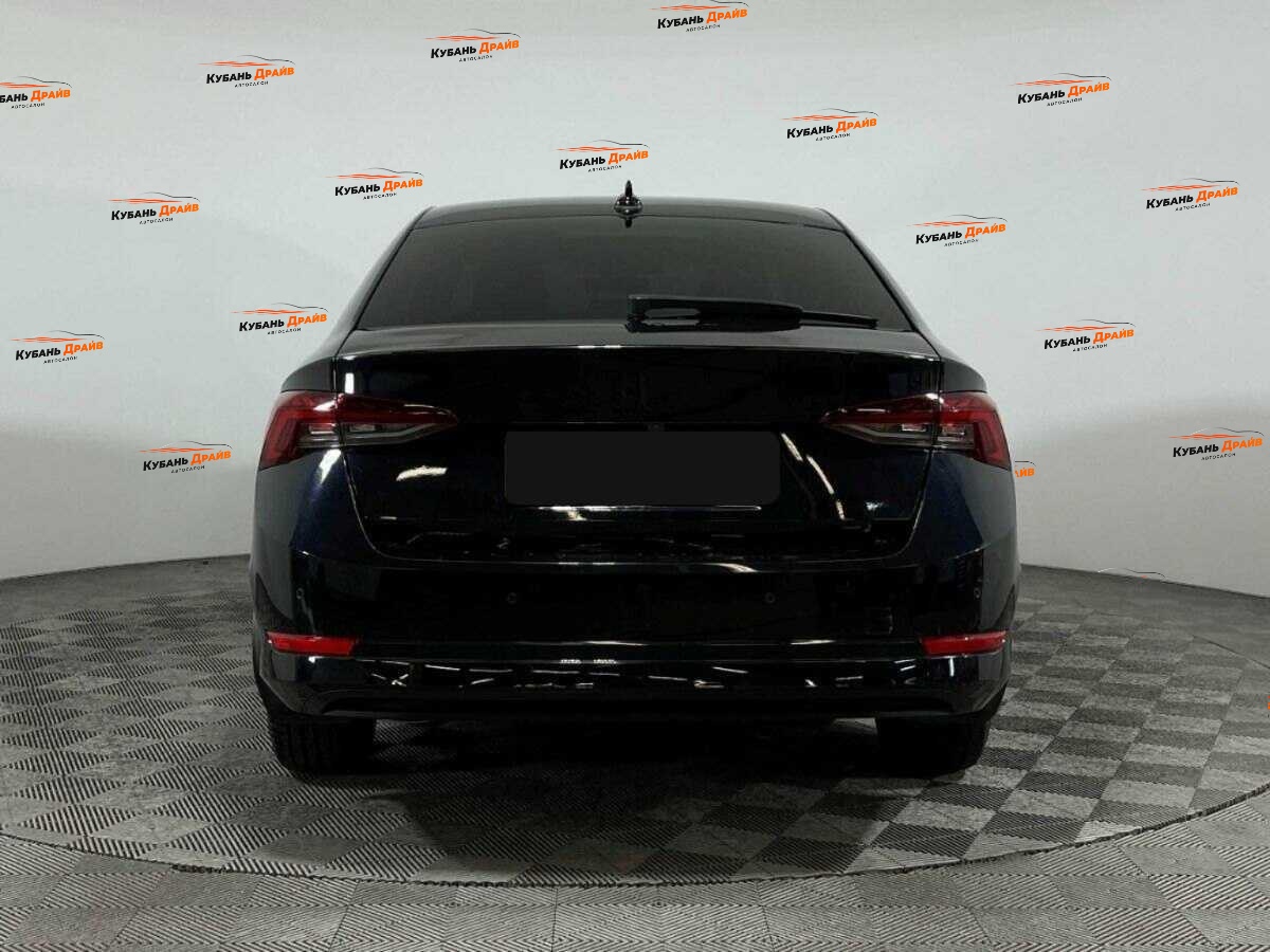 Skoda Octavia 2021 года с пробегом. Фото: #4