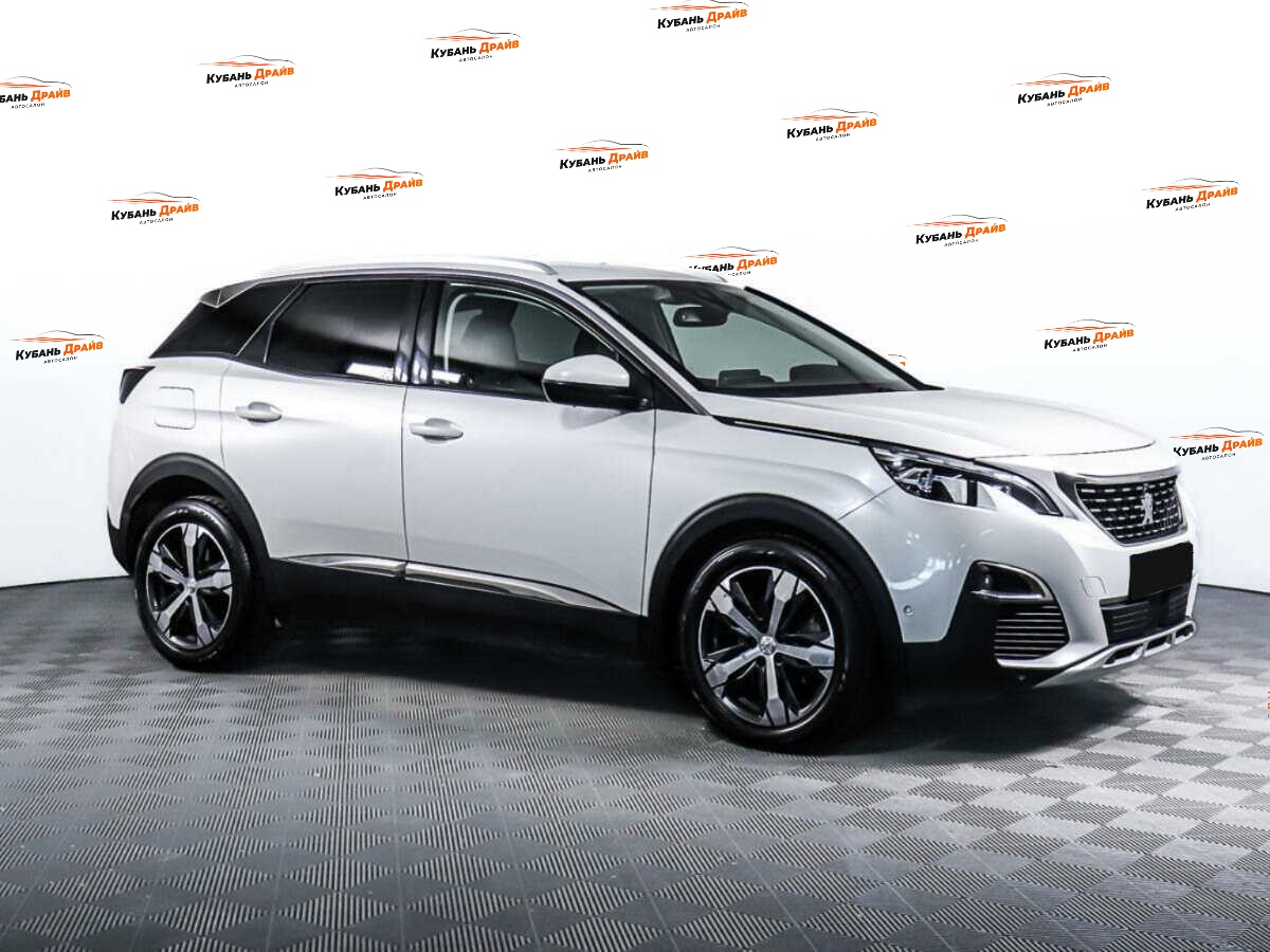 Peugeot 3008 2017 года с пробегом. Фото: #2