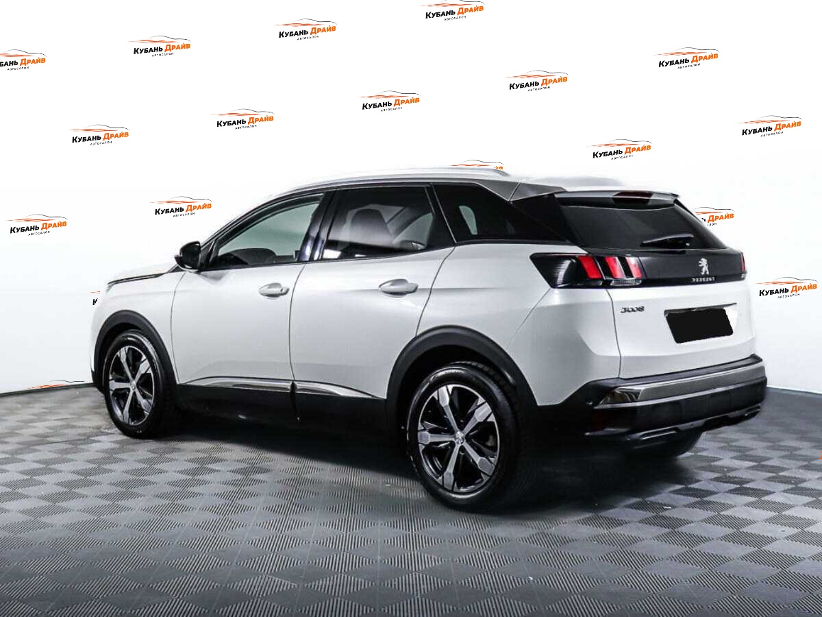 Peugeot 3008 2017 года с пробегом. Фото: #6