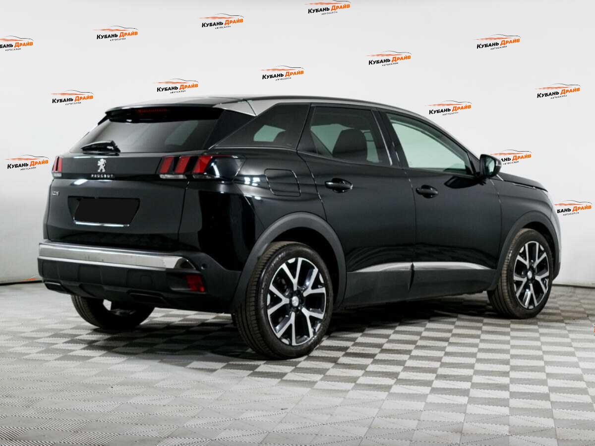 Peugeot 3008 2018 года с пробегом. Фото: #3