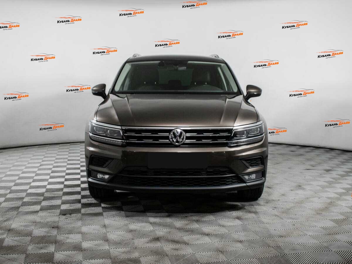 Volkswagen Tiguan 2018 года с пробегом. Фото: #1
