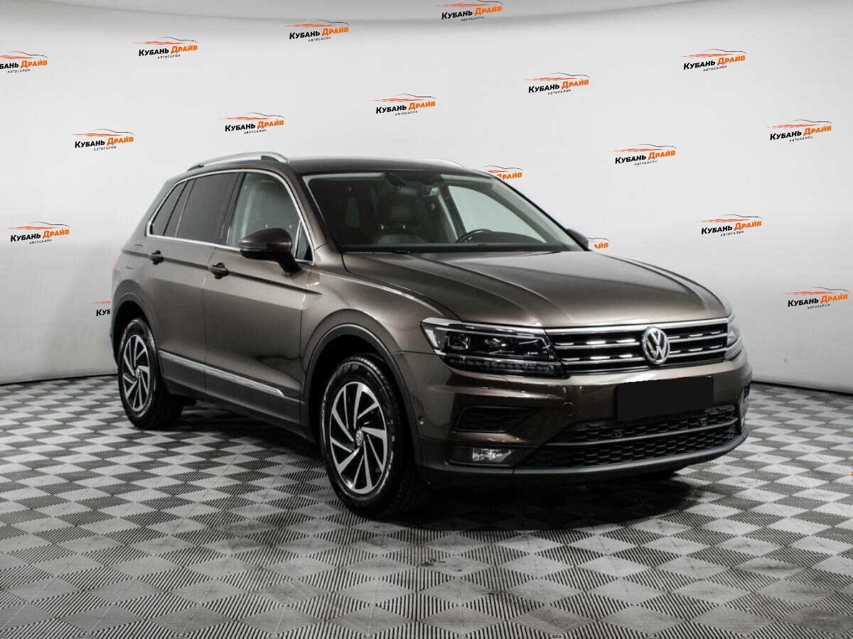 Volkswagen Tiguan 2018 года с пробегом. Фото: #2