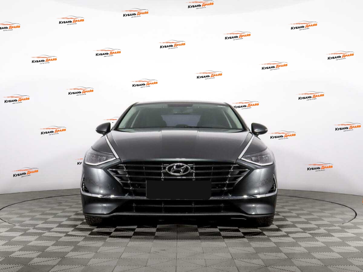 Hyundai Sonata 2021 года с пробегом. Фото: #1