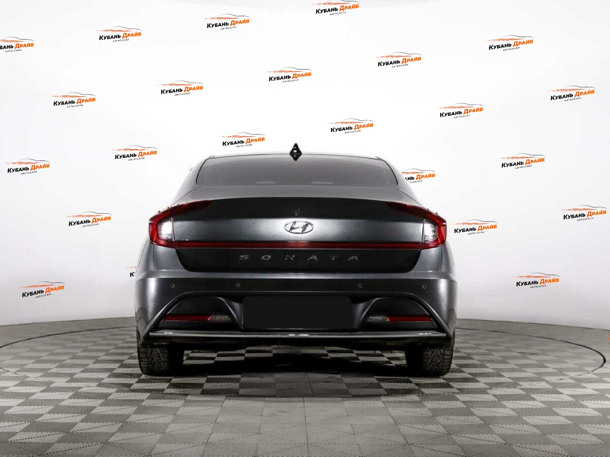 Hyundai Sonata 2021 года с пробегом. Фото: #3