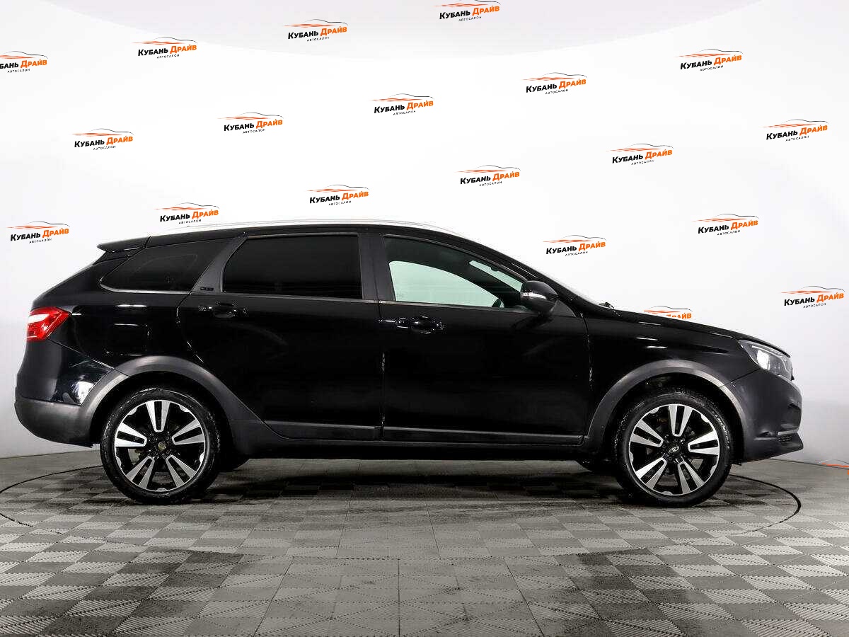 Lada (ВАЗ) Vesta 2021 года с пробегом. Фото: #3