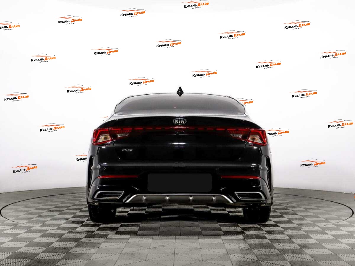 Kia K5 2020 года с пробегом. Фото: #5