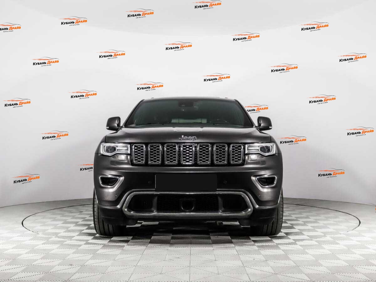 Jeep Grand Cherokee 2016 года с пробегом. Фото: #1