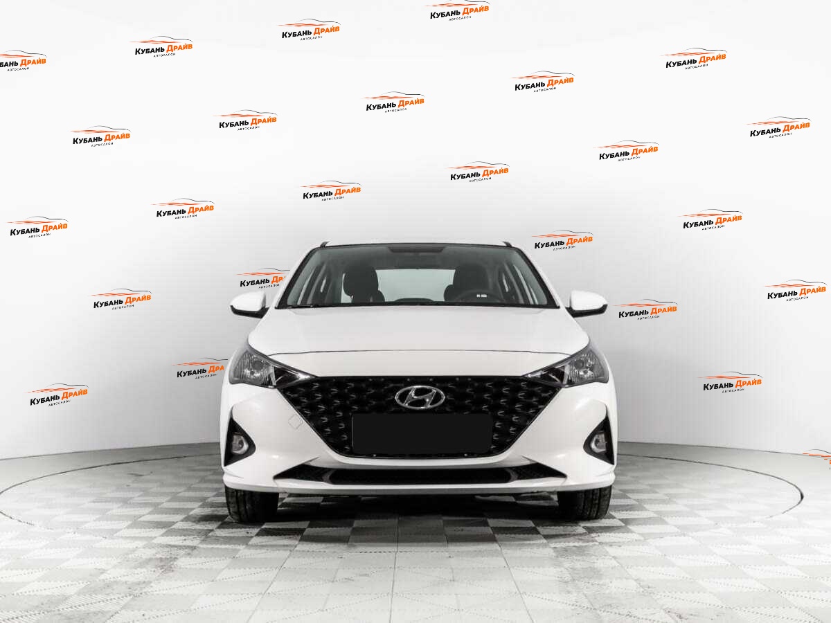 Hyundai Solaris 2021 года с пробегом. Фото: #1