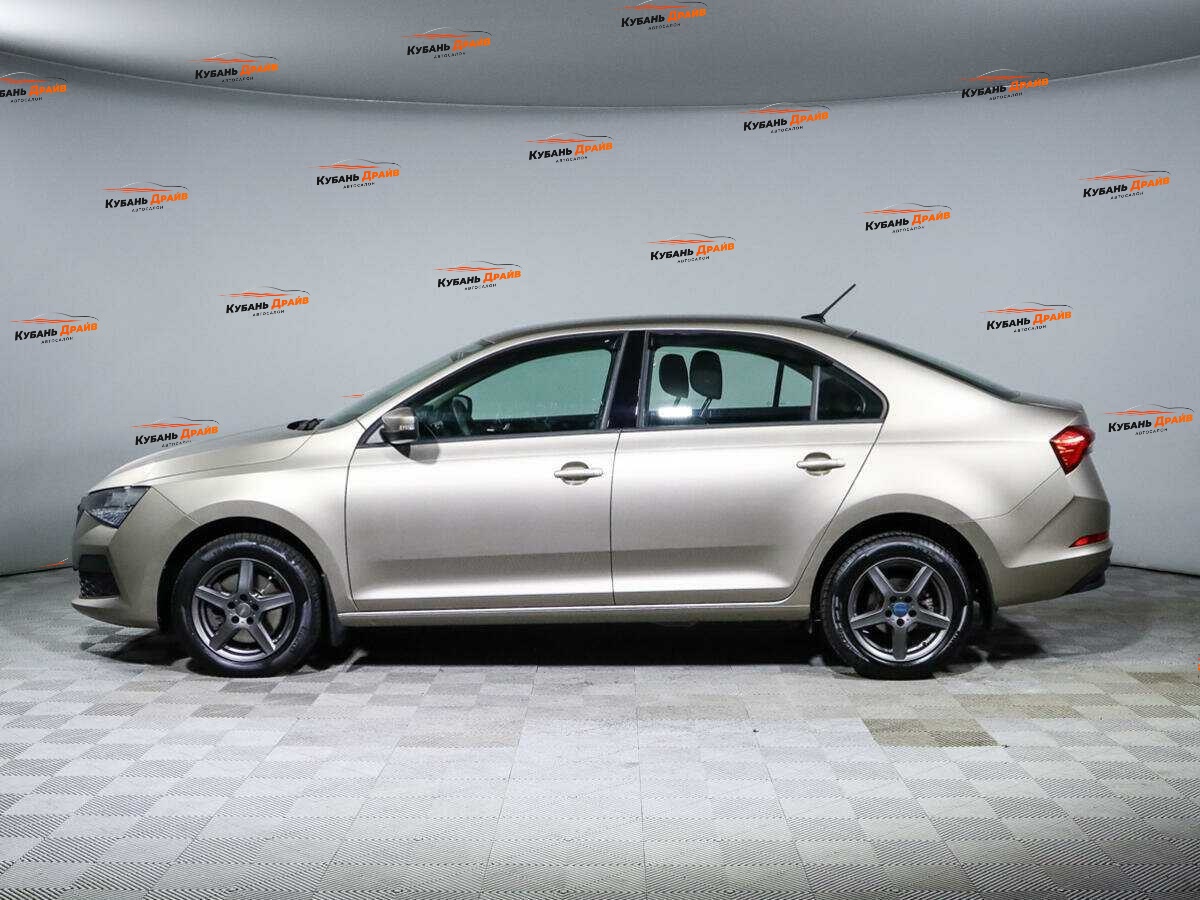 Skoda Rapid 2021 года с пробегом. Фото: #7
