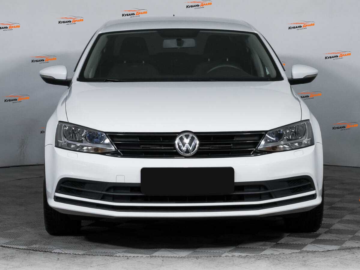 Volkswagen Jetta 2016 года с пробегом. Фото: #1