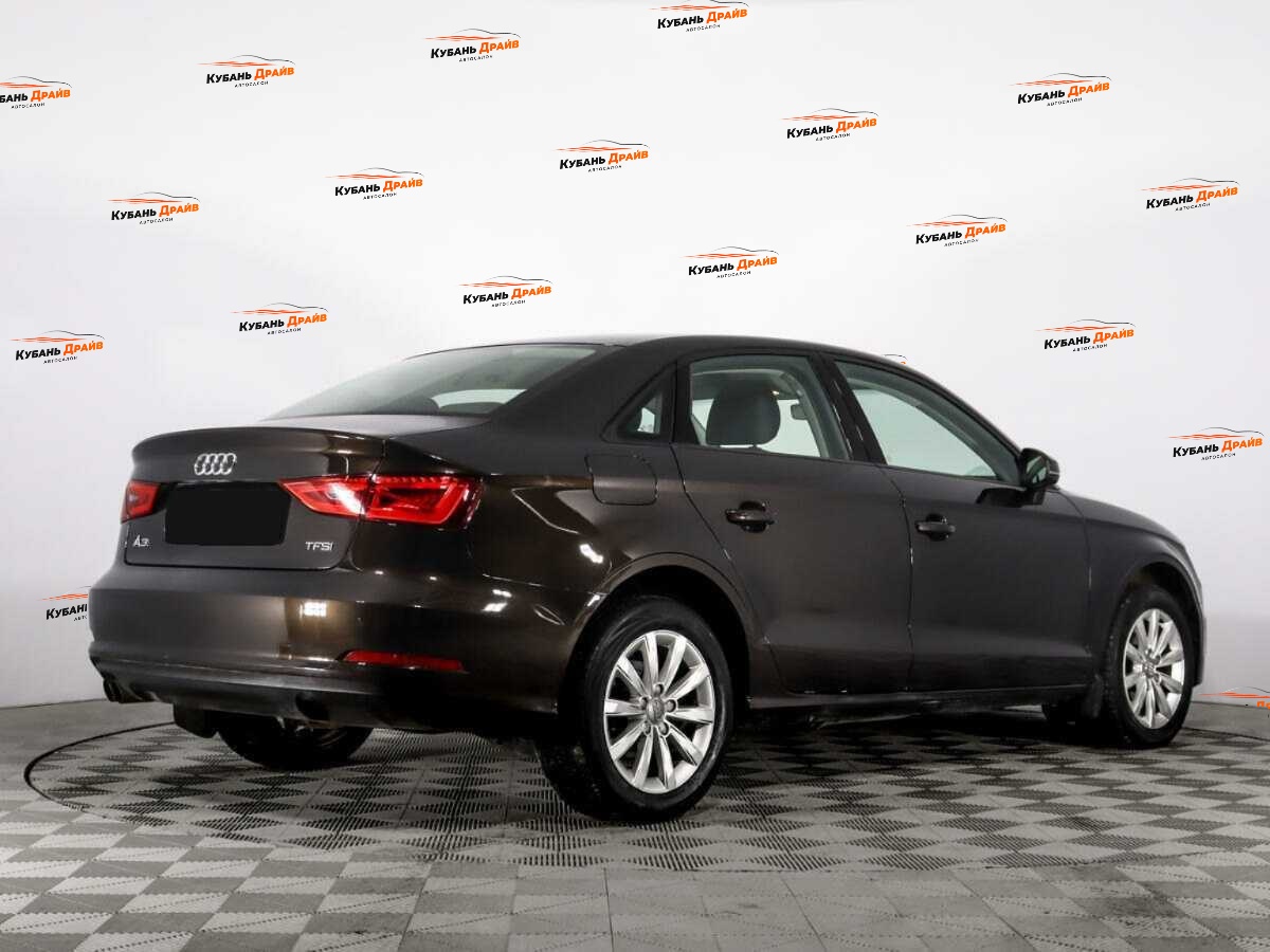 Audi A3 2015 года с пробегом. Фото: #4