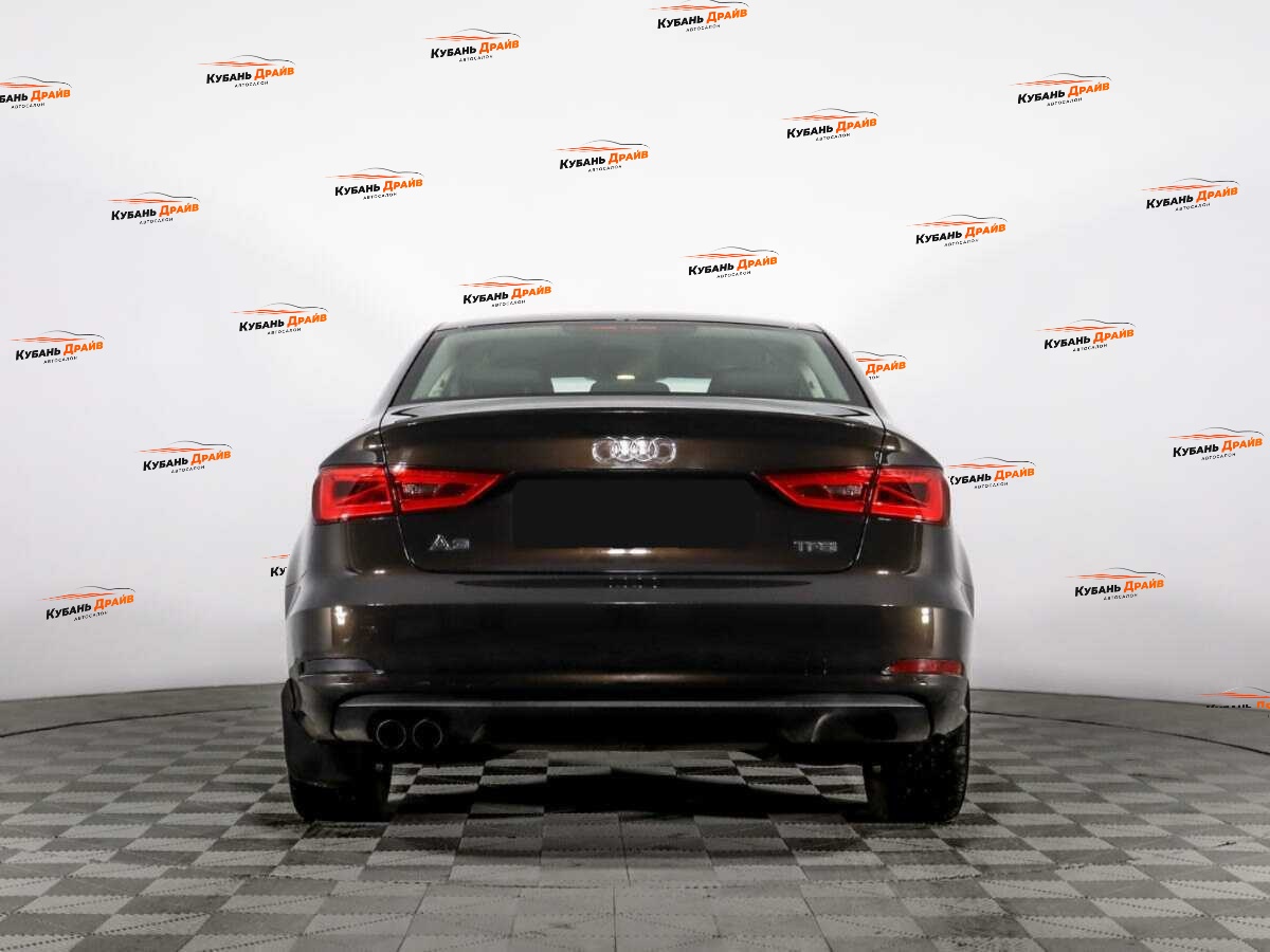 Audi A3 2015 года с пробегом. Фото: #5