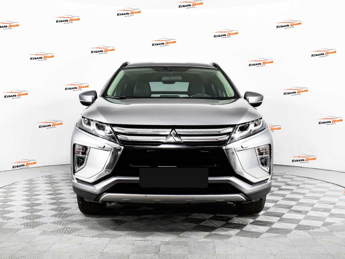 Mitsubishi Eclipse Cross 2018 года с пробегом. Фото: #1