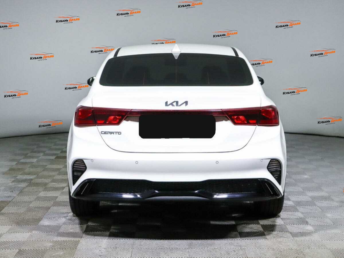 Kia Cerato 2021 года с пробегом. Фото: #5