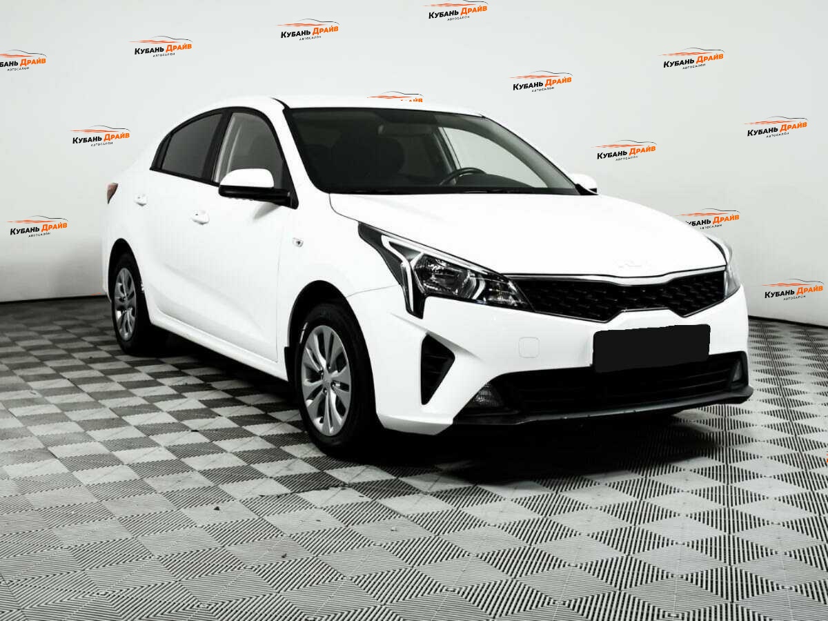 Kia Rio 2021 года с пробегом. Фото: #2