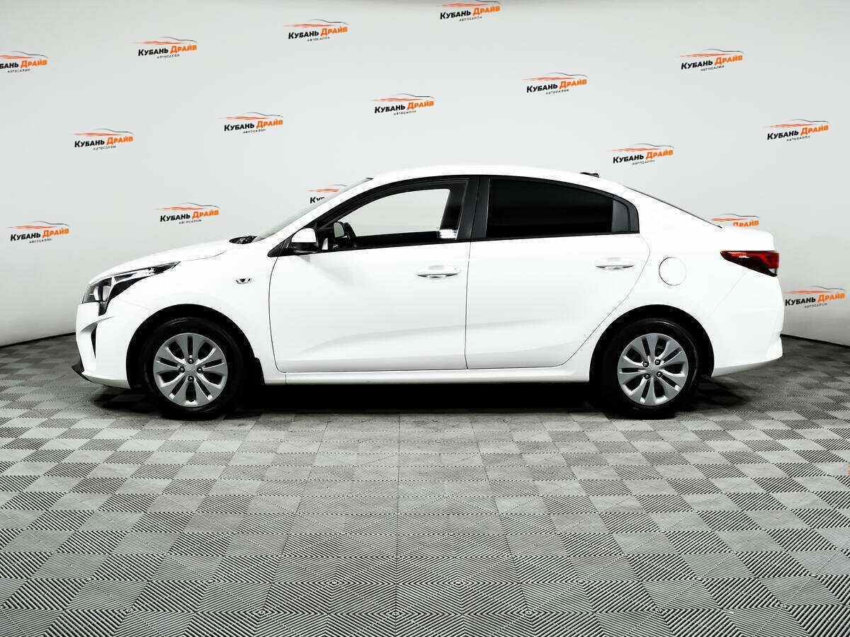 Kia Rio 2021 года с пробегом. Фото: #7