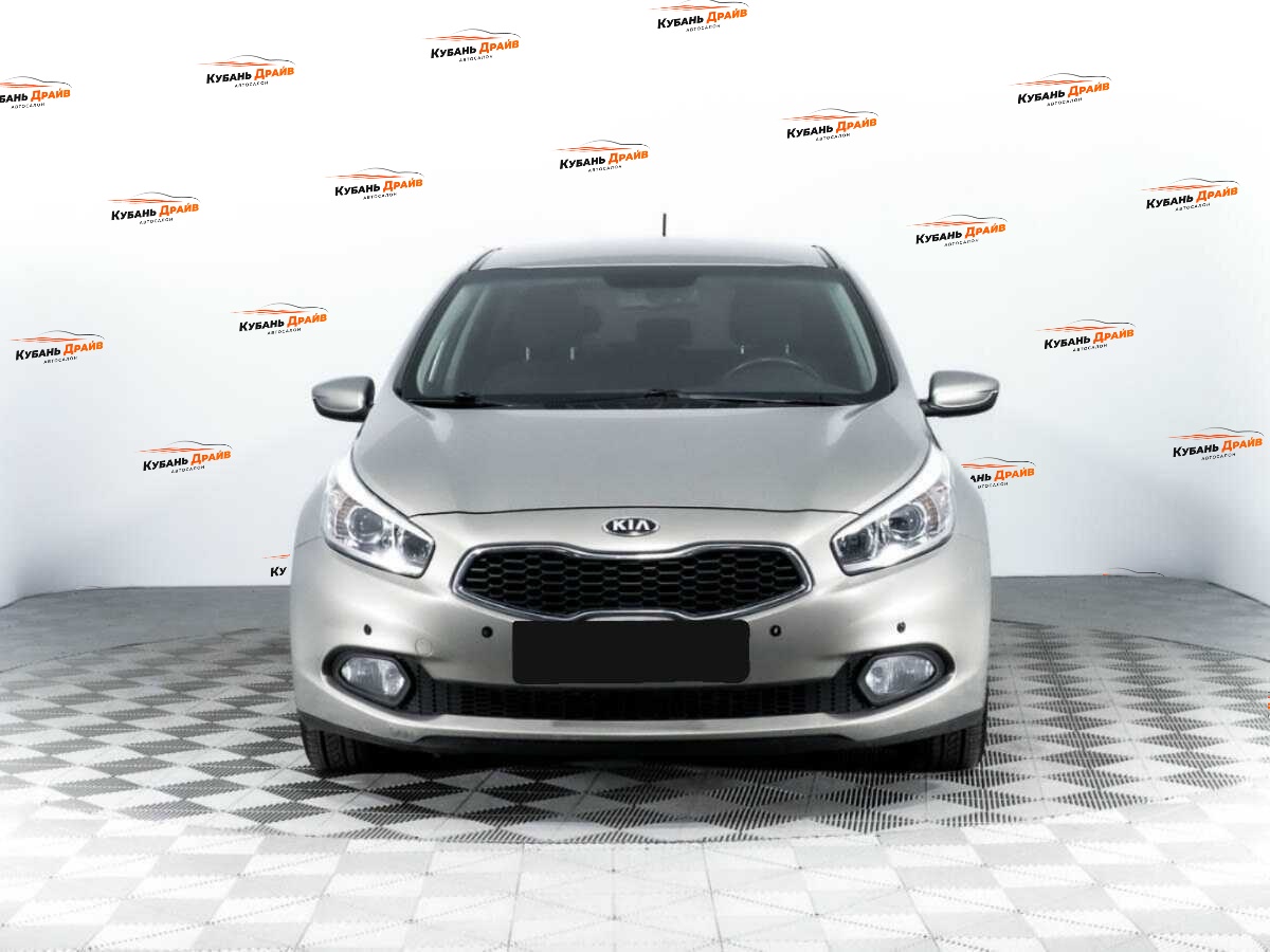 Kia Ceed 2014 года с пробегом. Фото: #1