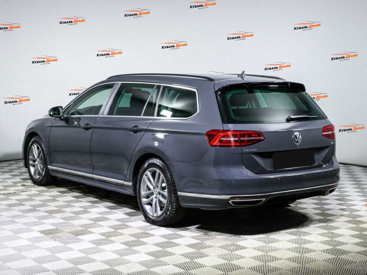 Volkswagen Passat 2017 года с пробегом. Фото: #5