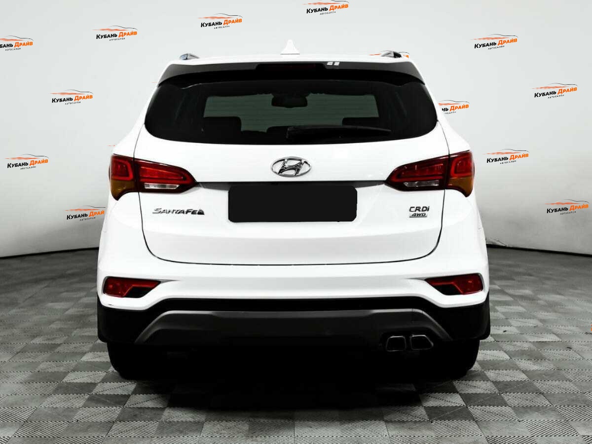 Hyundai Santa Fe 2017 года с пробегом. Фото: #5