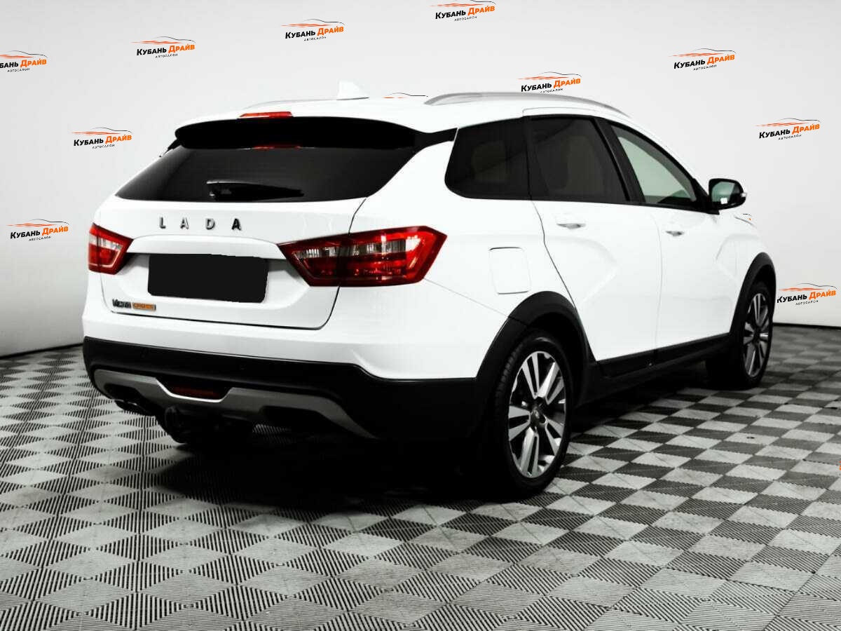 Lada (ВАЗ) Vesta 2021 года с пробегом. Фото: #4