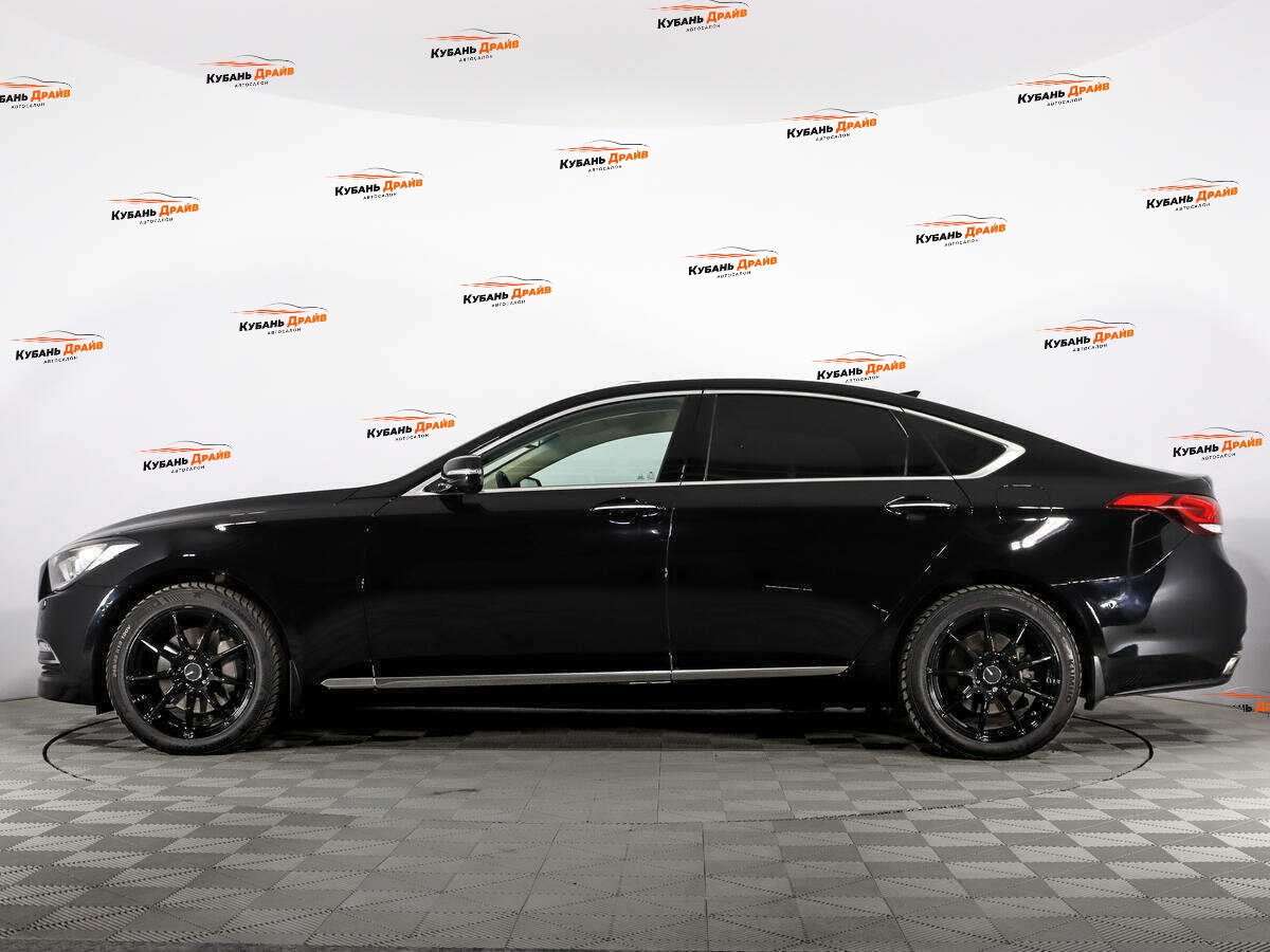 Hyundai Genesis 2015 года с пробегом. Фото: #6