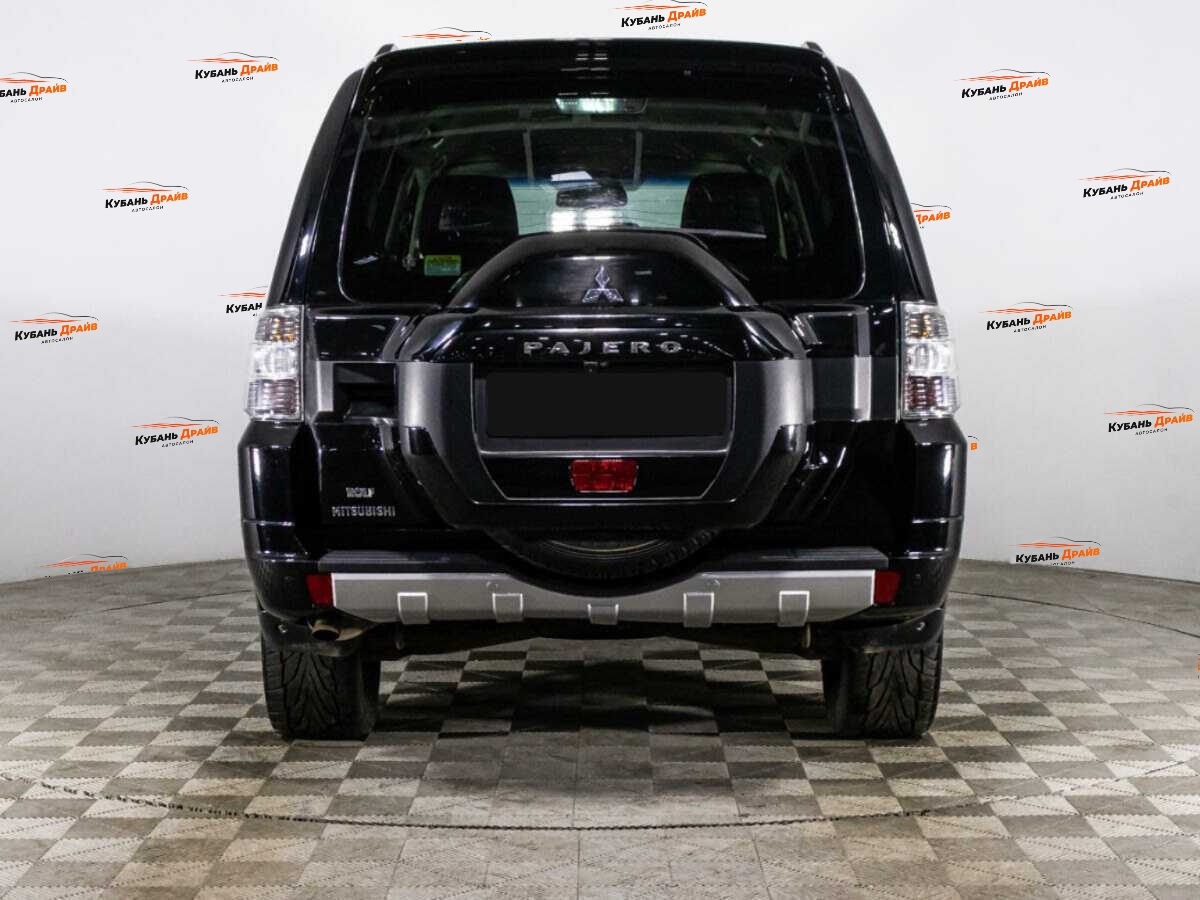 Mitsubishi Pajero 2015 года с пробегом. Фото: #5