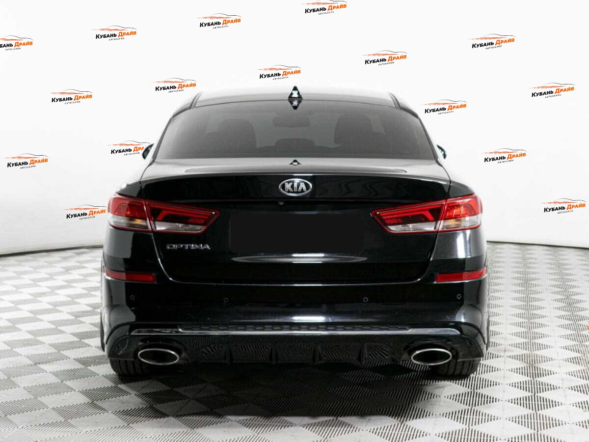 Kia Optima 2018 года с пробегом. Фото: #5