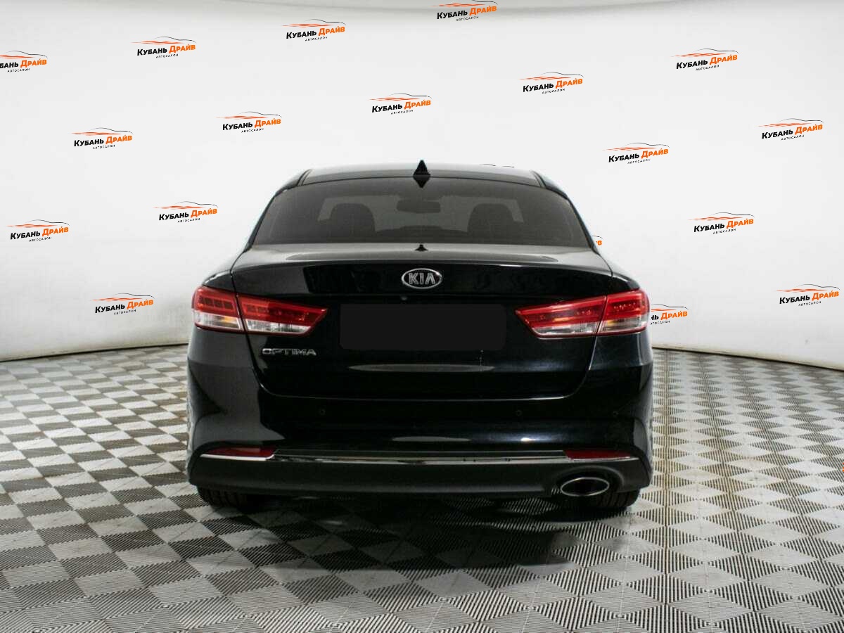 Kia Optima 2018 года с пробегом. Фото: #5