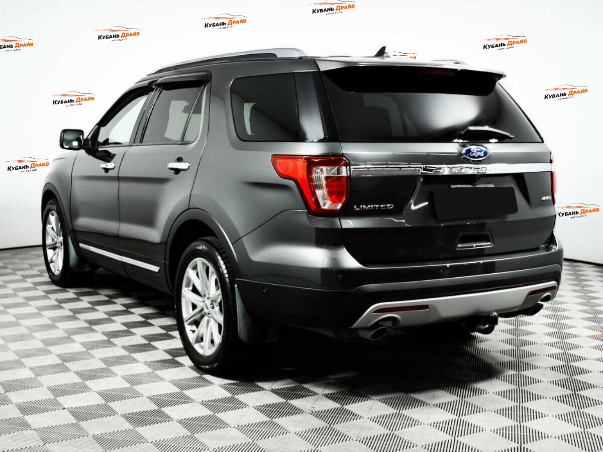 Ford Explorer 2017 года с пробегом. Фото: #5