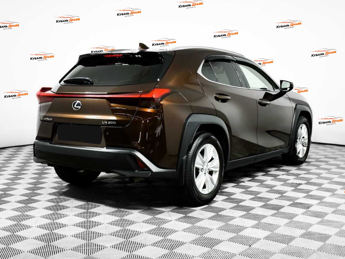 Lexus UX 2019 года с пробегом. Фото: #4