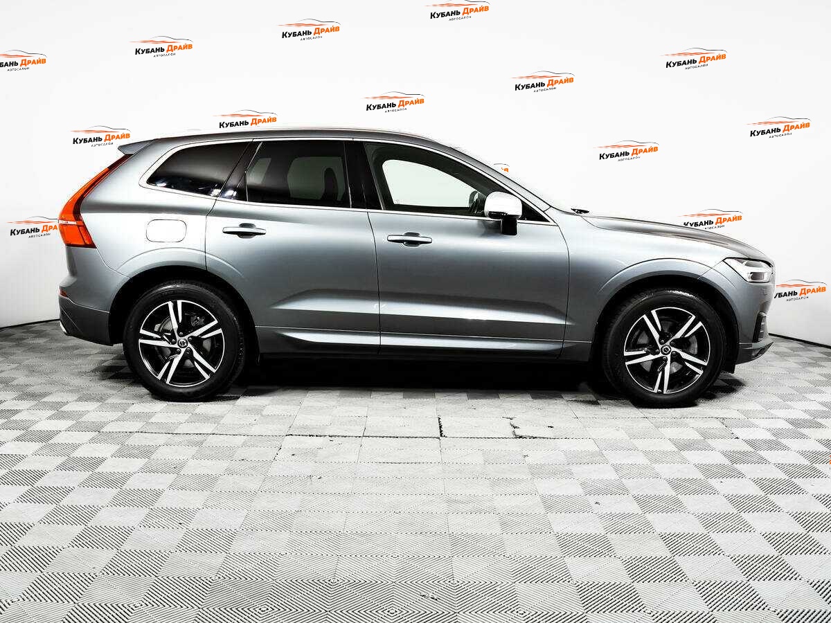 Volvo XC60 2019 года с пробегом. Фото: #3